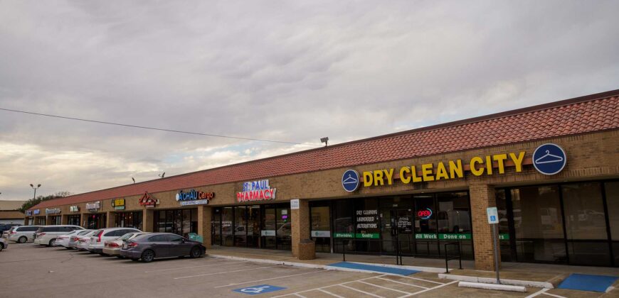 Oakridge Centre #3325 4,277 SF Dental Space