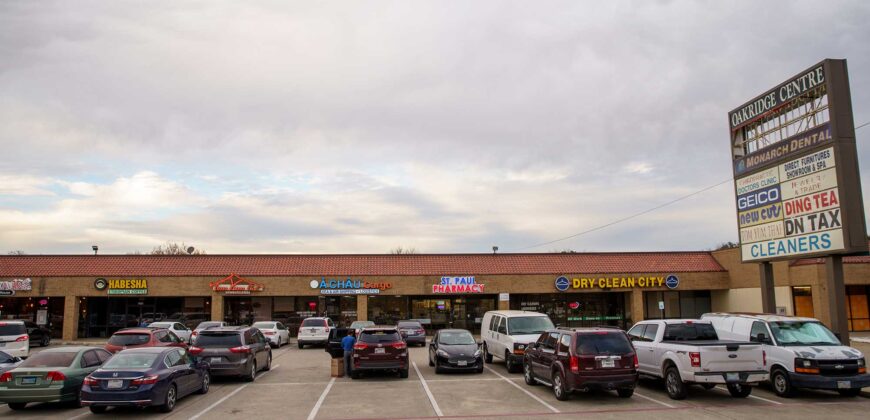 Oakridge Centre #3325 4,277 SF Dental Space